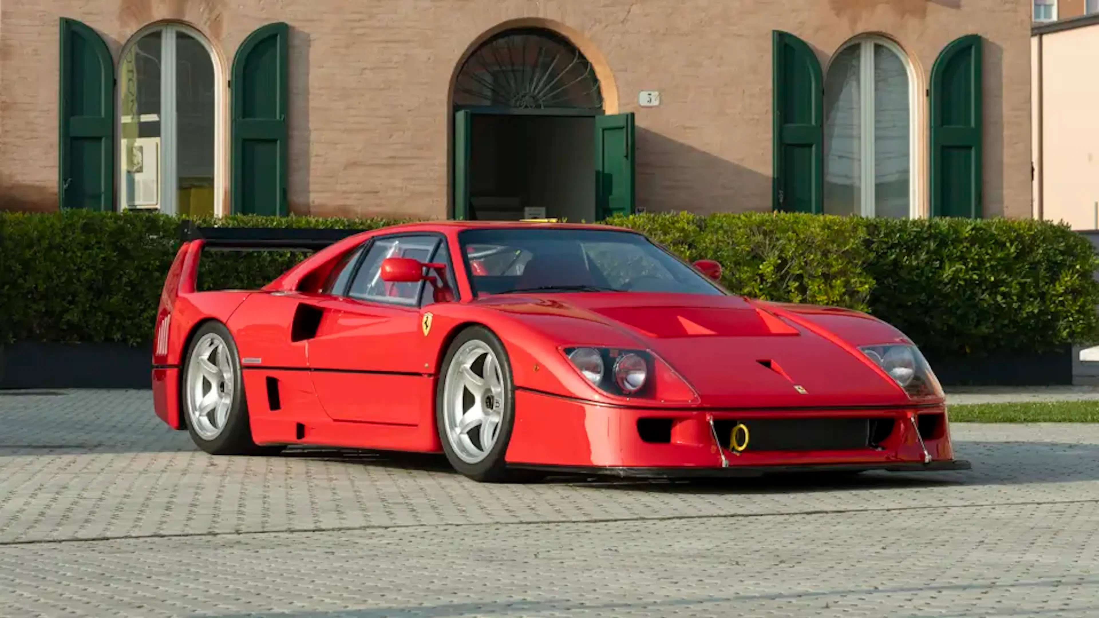 1990 Ferrari F40 VIN ZFFGJ34B000084326 | Hagerty Valuation Tools®